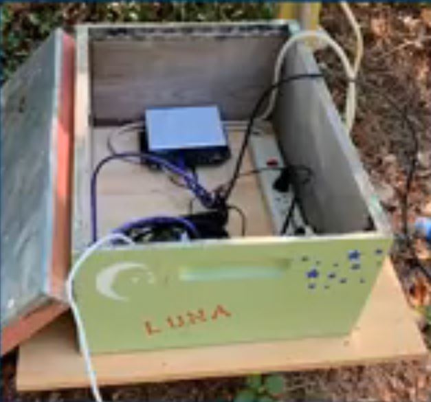  工業(yè)平板電腦廠家:用最新的機(jī)器視覺技術(shù)追蹤健康的蜂巢種群 